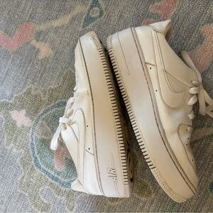 White Platform AF1